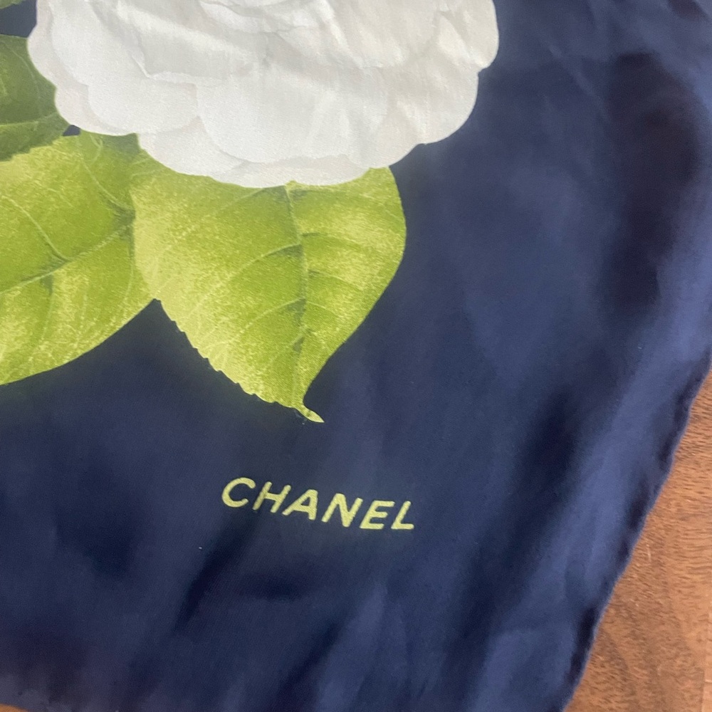 CHANEL Navy and White Floral Scarf - Picture 2 of 4